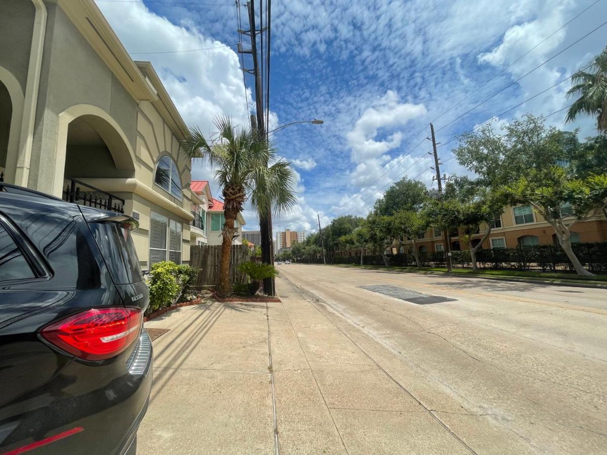 Wanderlust Villa Near Galleria Mall ฮูสตัน ภายนอก รูปภาพ