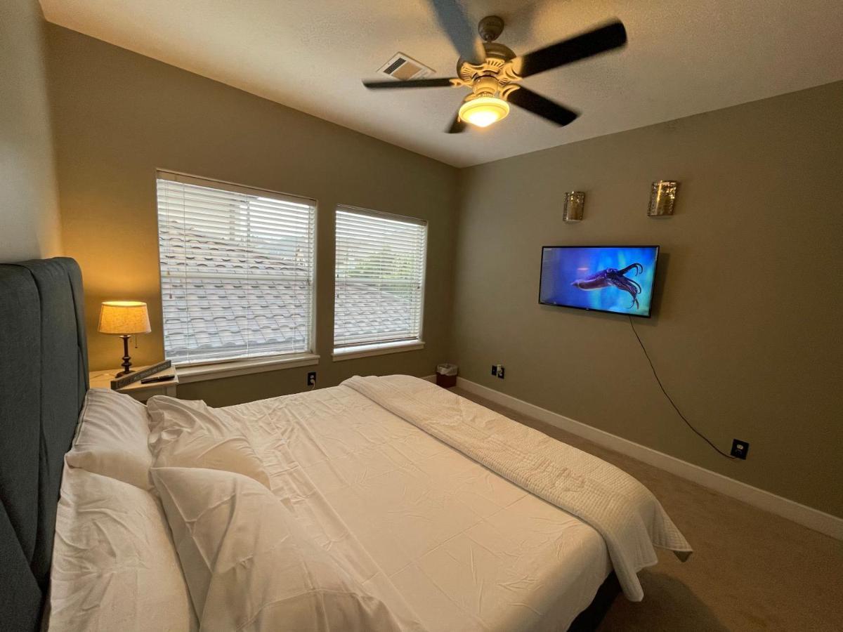 Wanderlust Villa Near Galleria Mall ฮูสตัน ภายนอก รูปภาพ