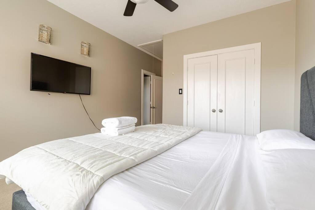 Wanderlust Villa Near Galleria Mall ฮูสตัน ภายนอก รูปภาพ